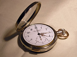 Case for a 19th cent. ¼ repeater chronograph movement (front view)