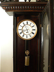 Repair of antique Vienna regulator clock